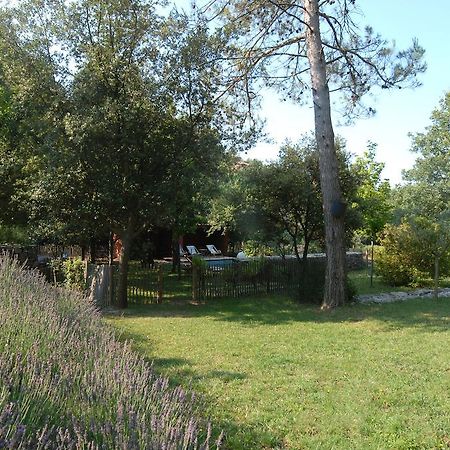 Les Pierres Sauvages Bed and Breakfast Besse-sur-Issole Buitenkant foto