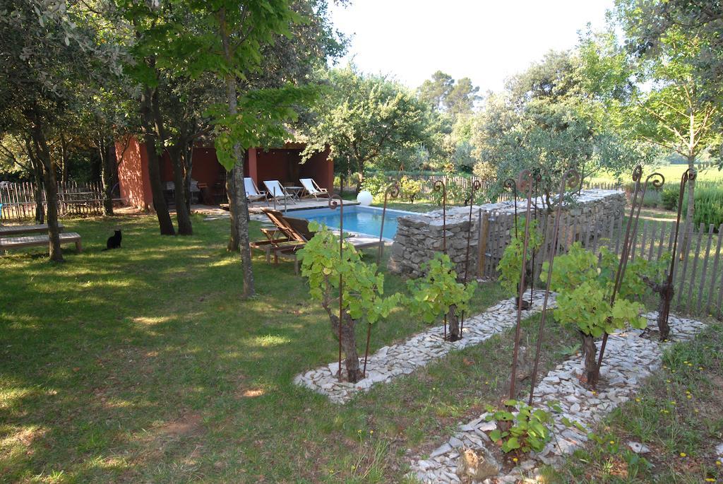 Les Pierres Sauvages Bed and Breakfast Besse-sur-Issole Buitenkant foto